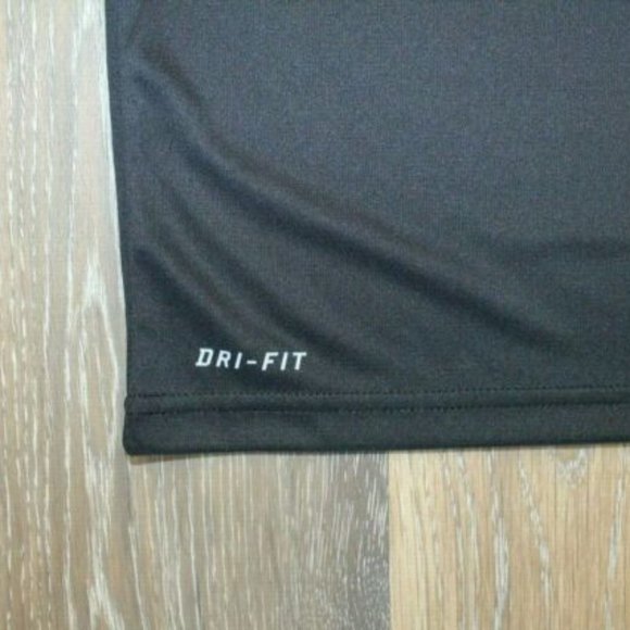 NWT NIKE MEN'S HYDROGUARD SWIM T-SHIRT BLACK - Picture 4 of 6